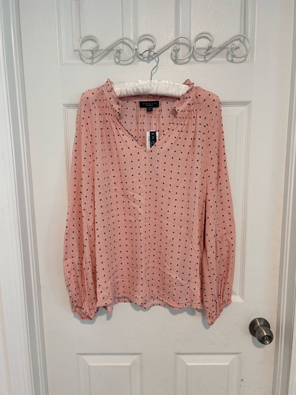 NWT Grace Dusty Pink Polka Dot V-Neck Long Sleeve Blouse.Size Petite L